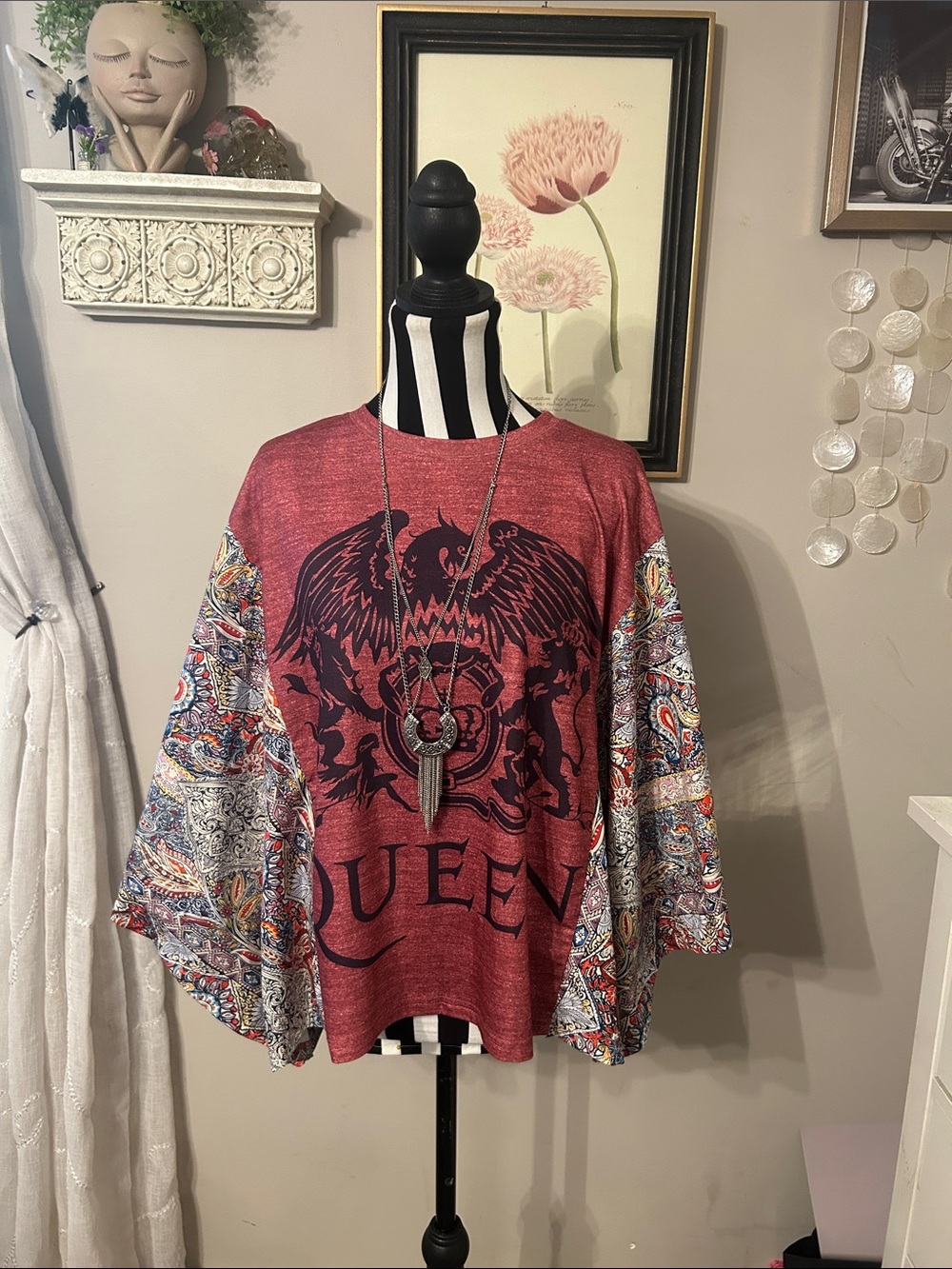 Queen maroon Women's poncho Pullover Top with Paisley Bat Sleeves